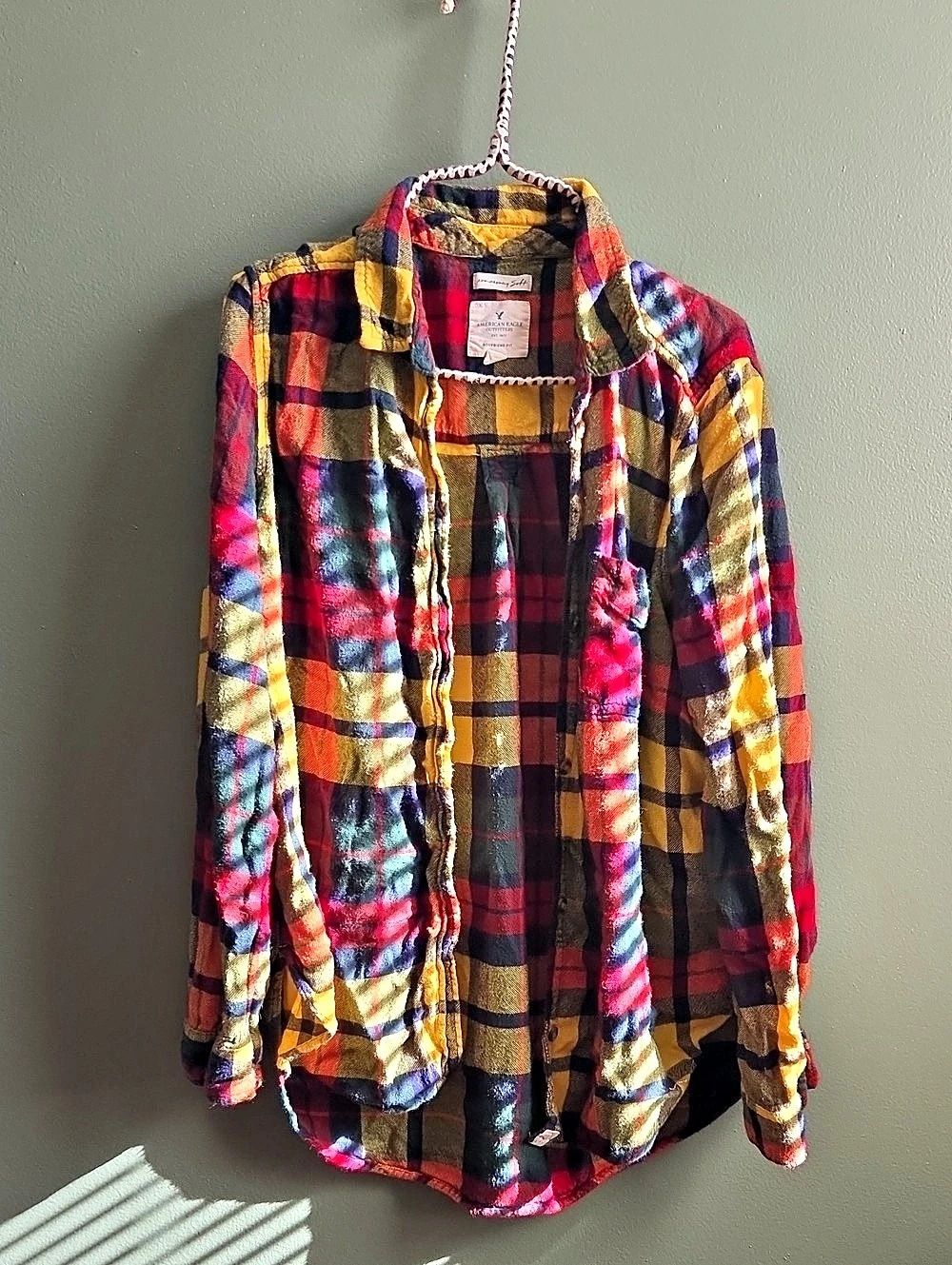 American Eagle Outfitters Boyfriend Fit Ahh-Mazingly Soft Flannel Shirt Plaid